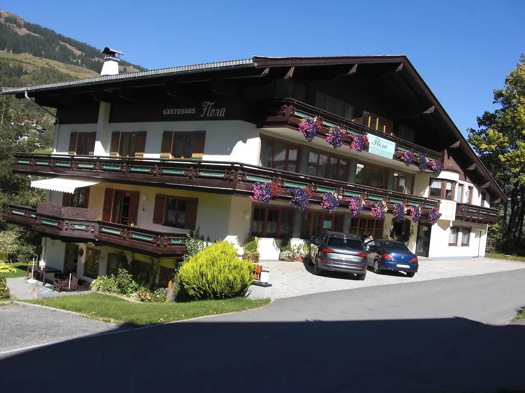*** Bed & Breakfast Hotel-Pension Flora Saalbach-Hinterglemm Austria